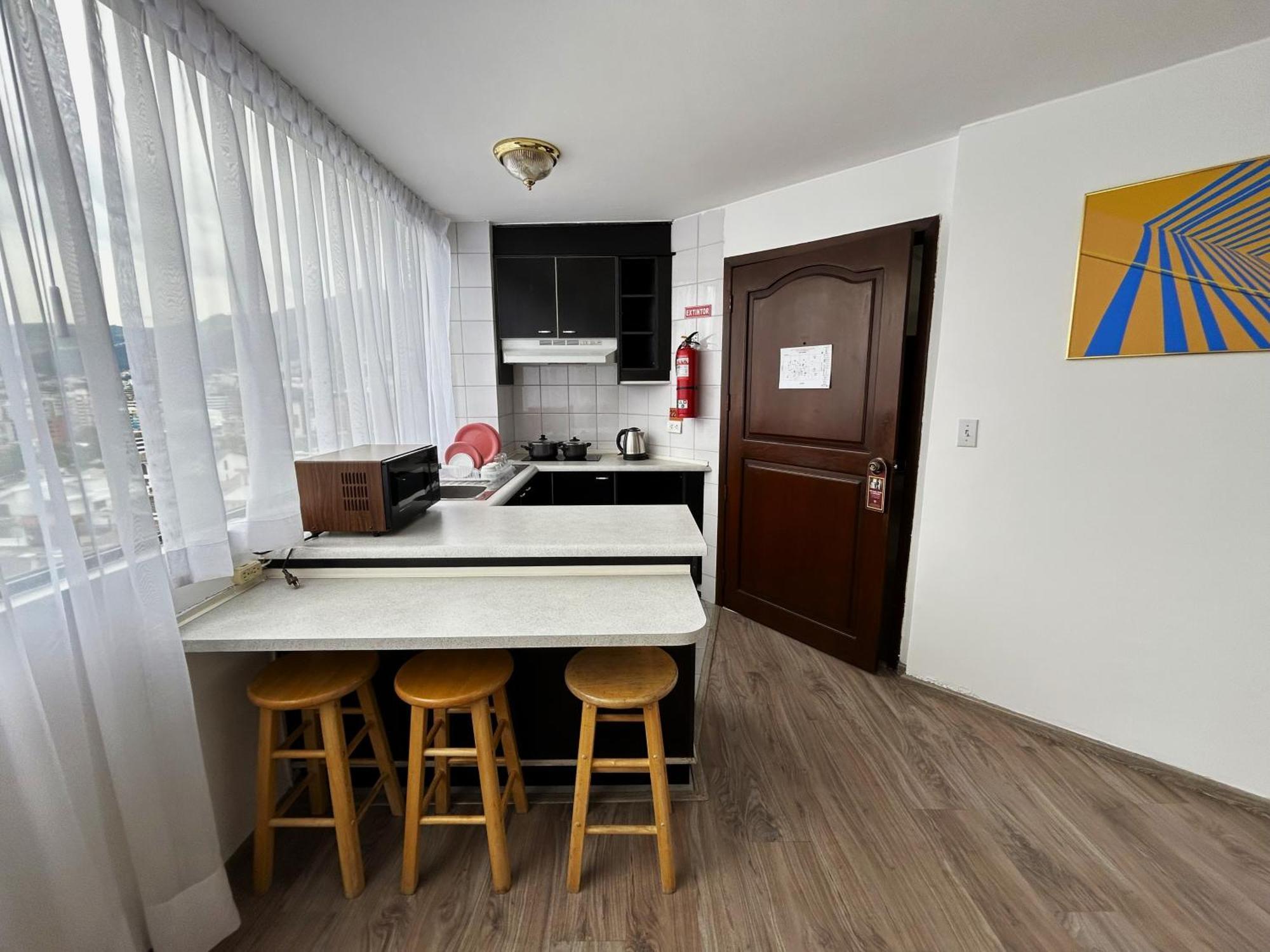 Stanford Suites Hotel Quito Pokój zdjęcie